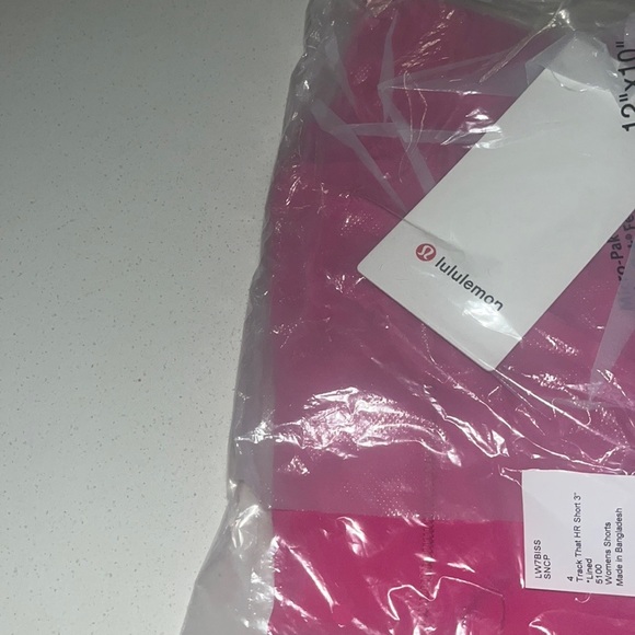 Lululemon Sonic Pink Track That Short 3” HR NWT RARE - Picture 4 of 4